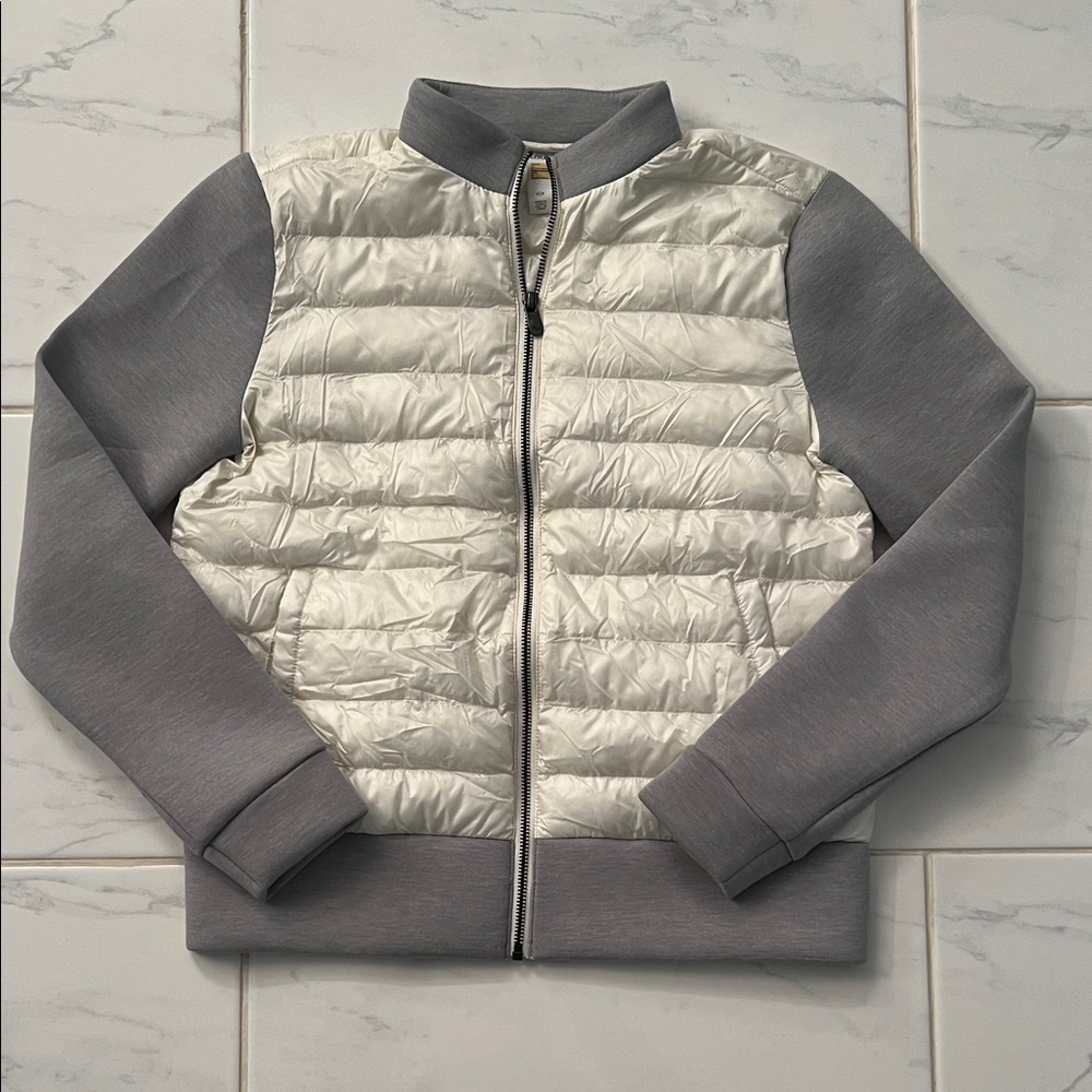 Lole Two-Tone Puffer Jacket in Gray and Cream